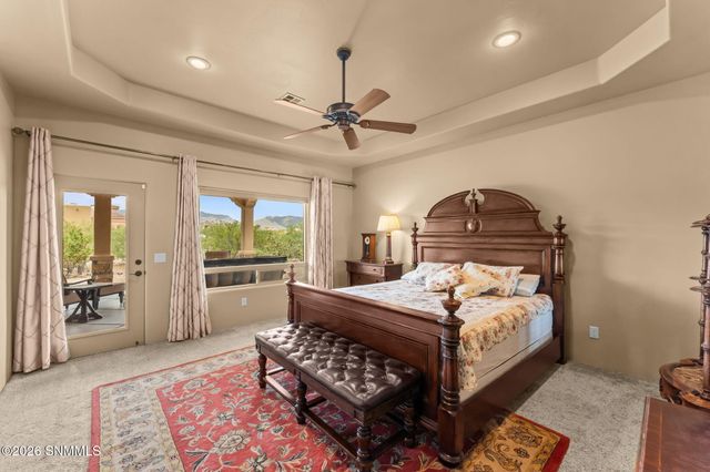 5708 Via Estrella, Las Cruces, NM 88011