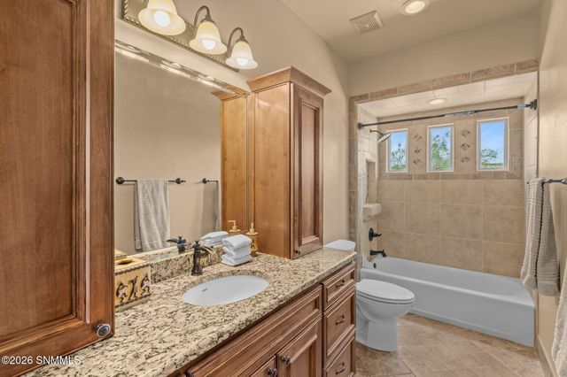 5708 Via Estrella, Las Cruces, NM 88011