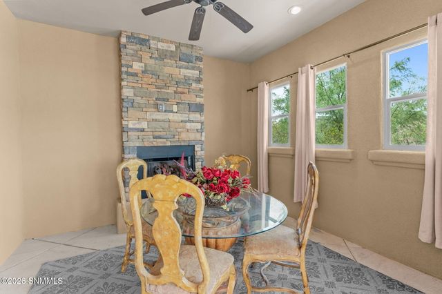 5708 Via Estrella, Las Cruces, NM 88011