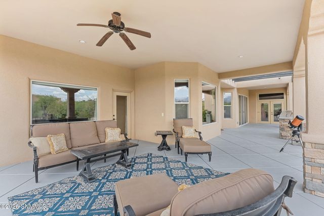 5708 Via Estrella, Las Cruces, NM 88011