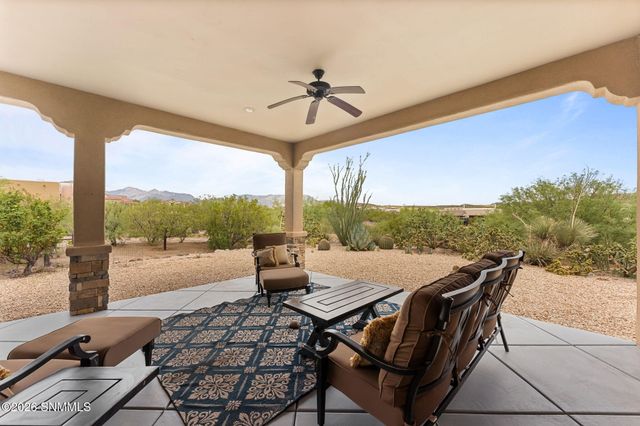 5708 Via Estrella, Las Cruces, NM 88011