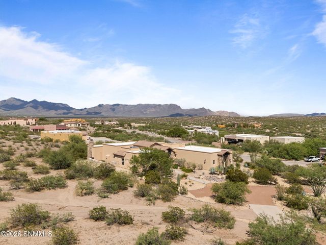 5708 Via Estrella, Las Cruces, NM 88011
