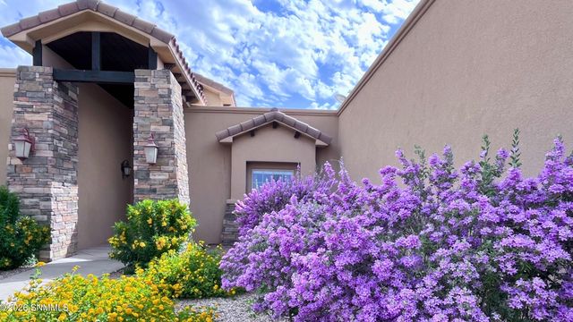5708 Via Estrella, Las Cruces, NM 88011