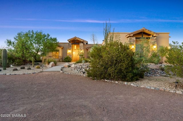 5708 Via Estrella, Las Cruces, NM 88011