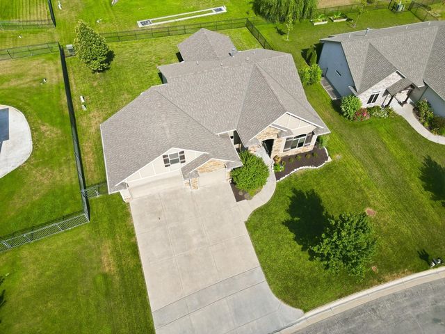 2319 S Vintage Dr, Andover, KS 67002