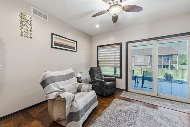 2319 S Vintage Dr, Andover, KS 67002