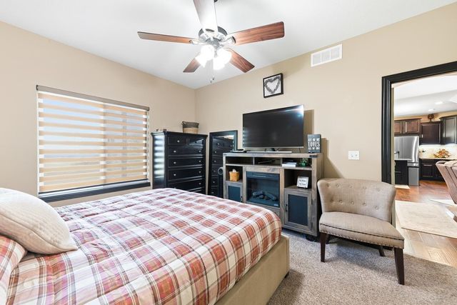 2319 S Vintage Dr, Andover, KS 67002