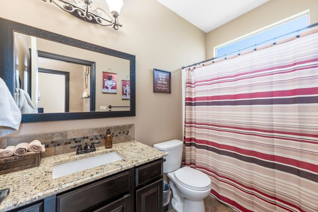 2319 S Vintage Dr, Andover, KS 67002