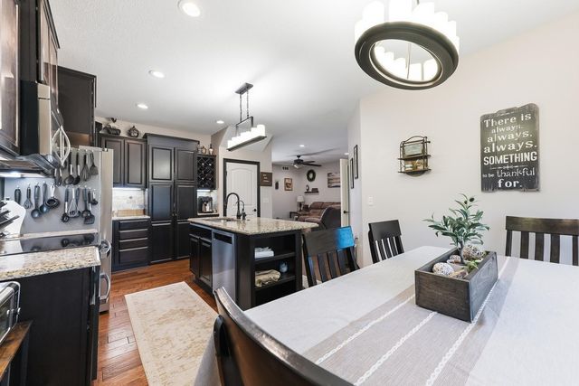 2319 S Vintage Dr, Andover, KS 67002