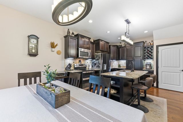 2319 S Vintage Dr, Andover, KS 67002