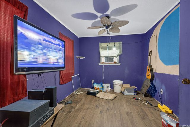 1840 Katy, New Braunfels, TX 78130