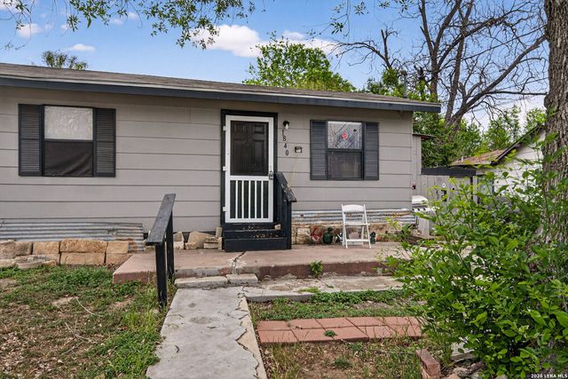 1840 Katy, New Braunfels, TX 78130