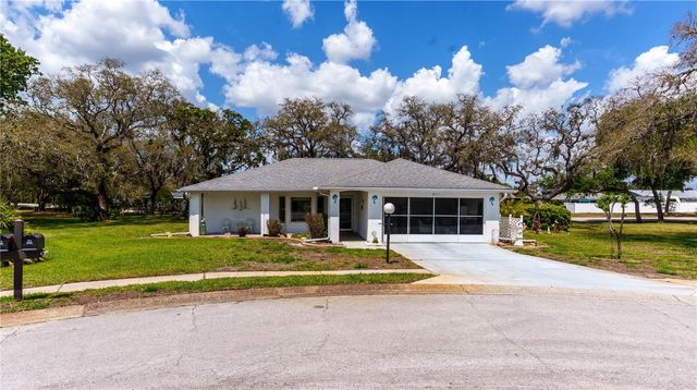 8711 GOLD PINE DR, Port Richey, FL 34668