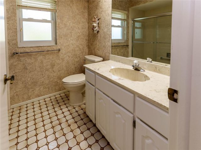 8711 GOLD PINE DR, Port Richey, FL 34668