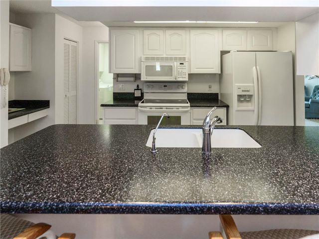 8711 GOLD PINE DR, Port Richey, FL 34668