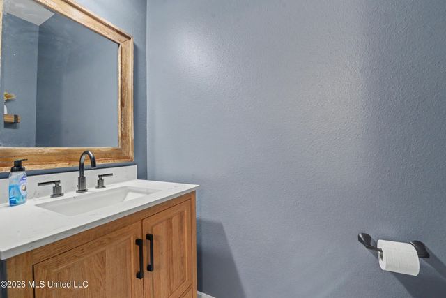 10431 Chapelwood Drive, Gulfport, MS 39503