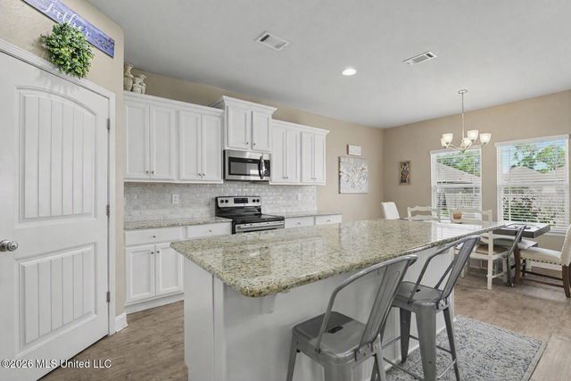 10431 Chapelwood Drive, Gulfport, MS 39503