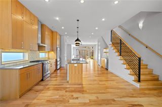 218 SE 7th Street, Bentonville, AR 72712