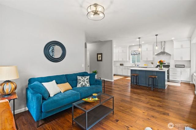 3300 Sugarloaf Street SE, Olympia, WA 98501