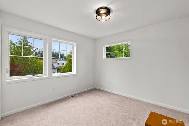 3300 Sugarloaf Street SE, Olympia, WA 98501
