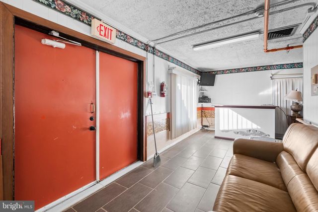 4820 PENN ST, Philadelphia, PA 19124