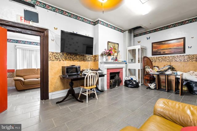 4820 PENN ST, Philadelphia, PA 19124