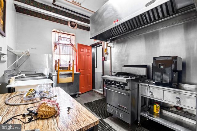 4820 PENN ST, Philadelphia, PA 19124