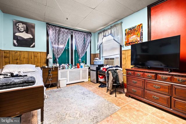 4820 PENN ST, Philadelphia, PA 19124