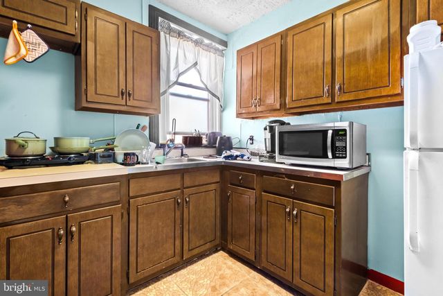 4820 PENN ST, Philadelphia, PA 19124