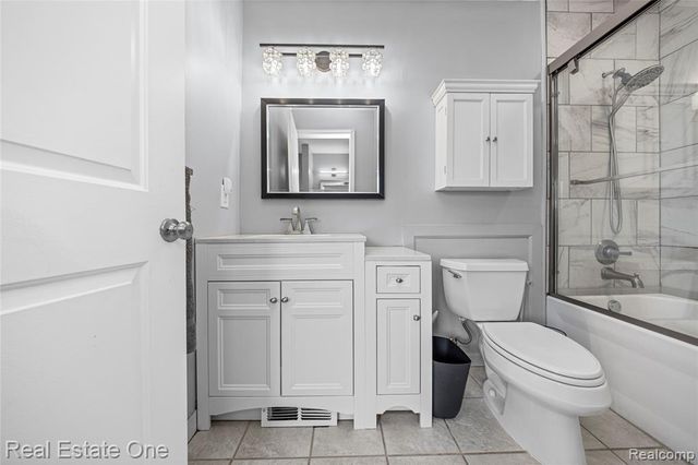 5273 Wright Way, West Bloomfield, MI 48322