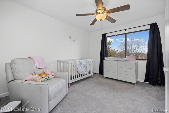 5273 Wright Way, West Bloomfield, MI 48322