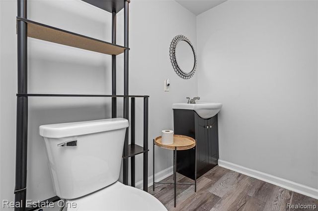 5273 Wright Way, West Bloomfield, MI 48322