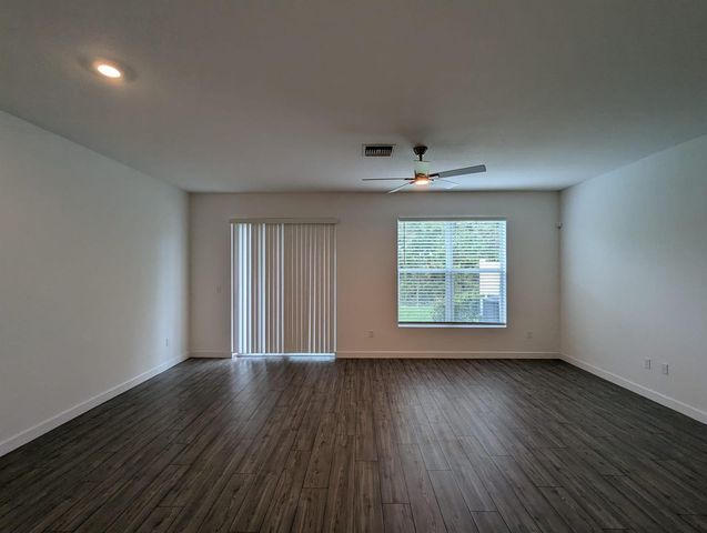 4309 Hammock Grove Drive, Lake Worth, FL 33467