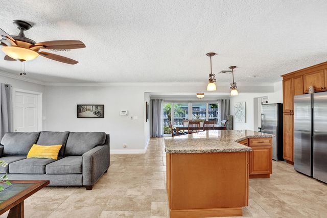 700 SE 5th Avenue, Pompano Beach, FL 33060
