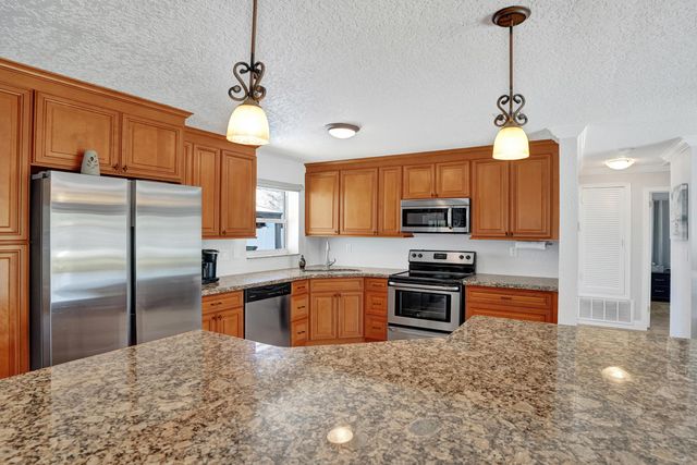 700 SE 5th Avenue, Pompano Beach, FL 33060