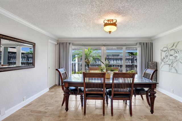 700 SE 5th Avenue, Pompano Beach, FL 33060