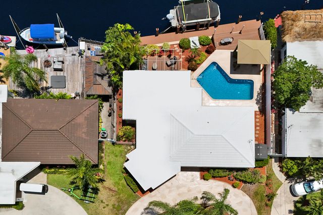 700 SE 5th Avenue, Pompano Beach, FL 33060