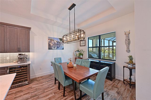 8013 CLEARWATER COURT, Sarasota, FL 34241