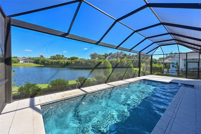 8013 CLEARWATER COURT, Sarasota, FL 34241