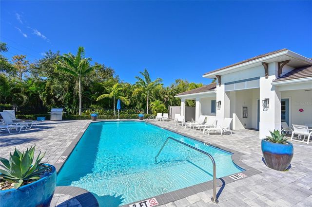 8013 CLEARWATER COURT, Sarasota, FL 34241