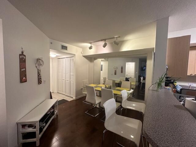 615 Villa Circle 615, Boynton Beach, FL 33435