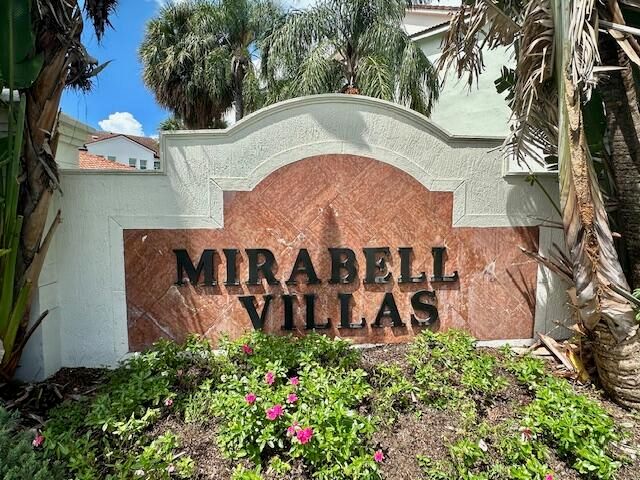 615 Villa Circle 615, Boynton Beach, FL 33435