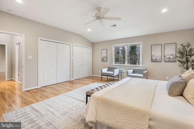 3103 VALLEY LN, Falls Church, VA 22044