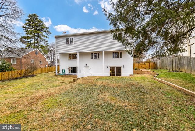 3103 VALLEY LN, Falls Church, VA 22044
