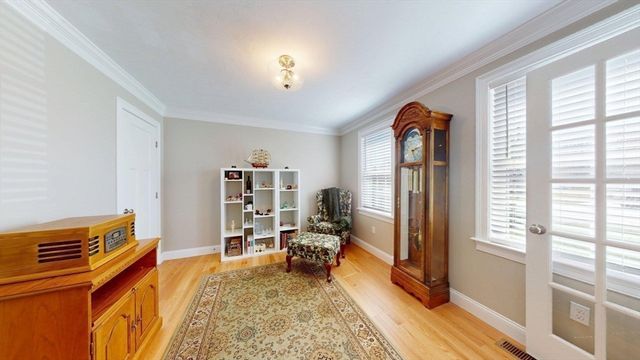 287 Wareham, Middleboro, MA 02346
