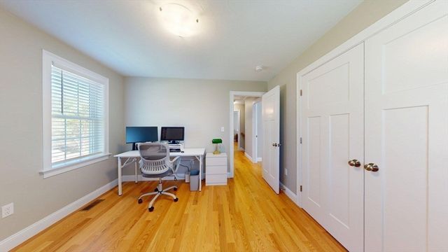 287 Wareham, Middleboro, MA 02346