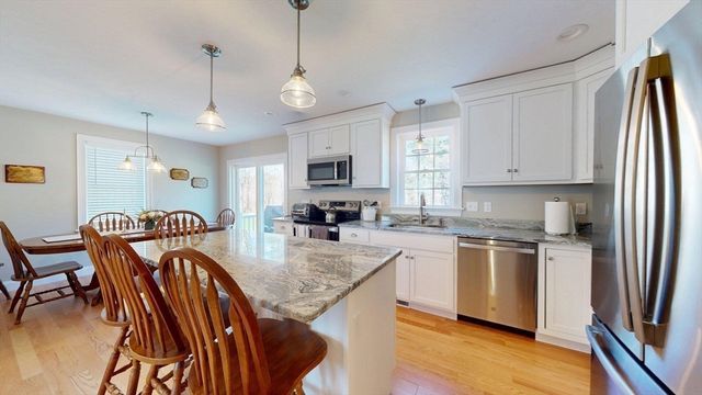 287 Wareham, Middleboro, MA 02346