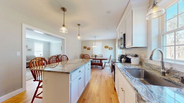 287 Wareham, Middleboro, MA 02346