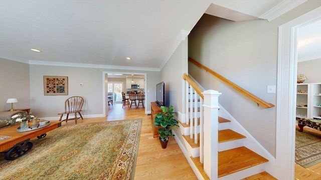 287 Wareham, Middleboro, MA 02346