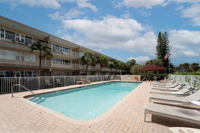 3200 NE 7th Court Unit 201a, Pompano Beach, FL 33062